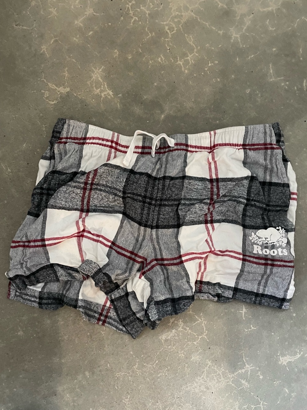 Roots Canada Fleece Pajama Short Grey Black Red Plaid Medium